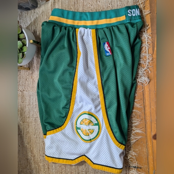 RARE!! Seattle Supersonics NBA Basketball Shorts 80s/90s Vintage Adidas Sonics - Picture 1 of 9